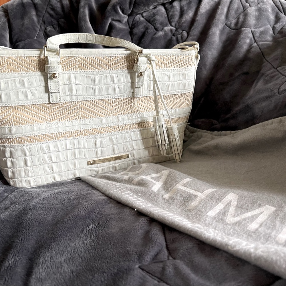 Brahmin Mini Asher White and Straw EUC